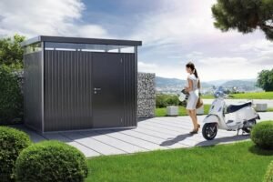Casetta da giardino BIOHORT Highline H3 in acciaio antracite con porta battente semplice, superficie interna 5.34 m² e spessore parete 0.5 mm